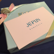 �摜(180x180)�E�g��摜(320x320)