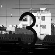 �摜(180x180)�E�g��摜(640x640)