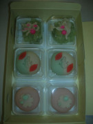 かわいい和菓子、高梨さんいつもありがとうございます