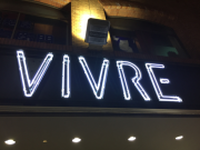 VIVRE